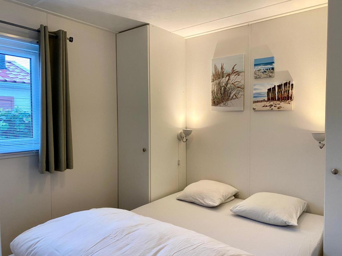 Strandhuis De Zon - Recreatiepark De Watersnip Petten Exterior photo